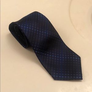 Dark Blue/Black Tie